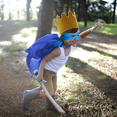 Avazera Large-size kids costume fits ages 3 to 12 for versatile wear.