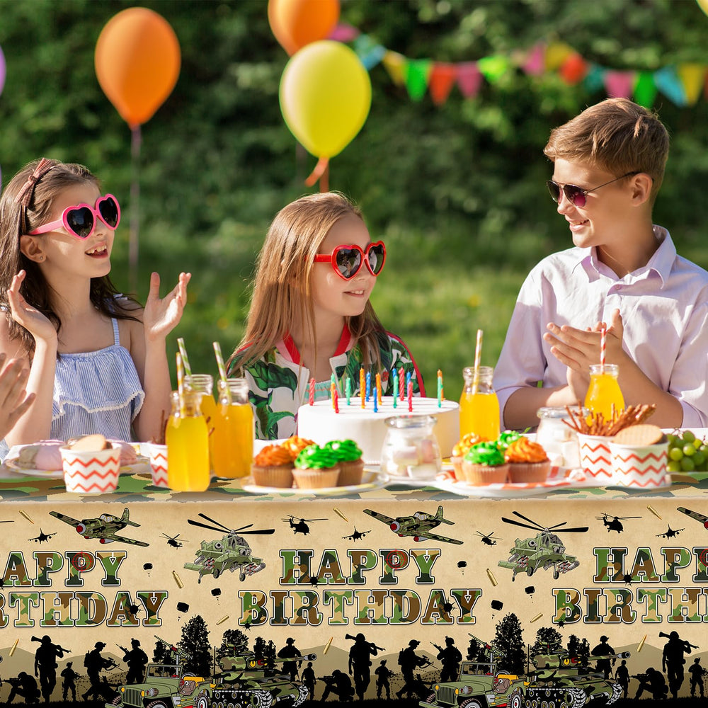 Avezano camo tablecloth ready for disposable use after parties.