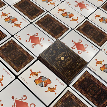 AXIOMI gift-worthy magic cards for Christmas celebrations and gatherings.