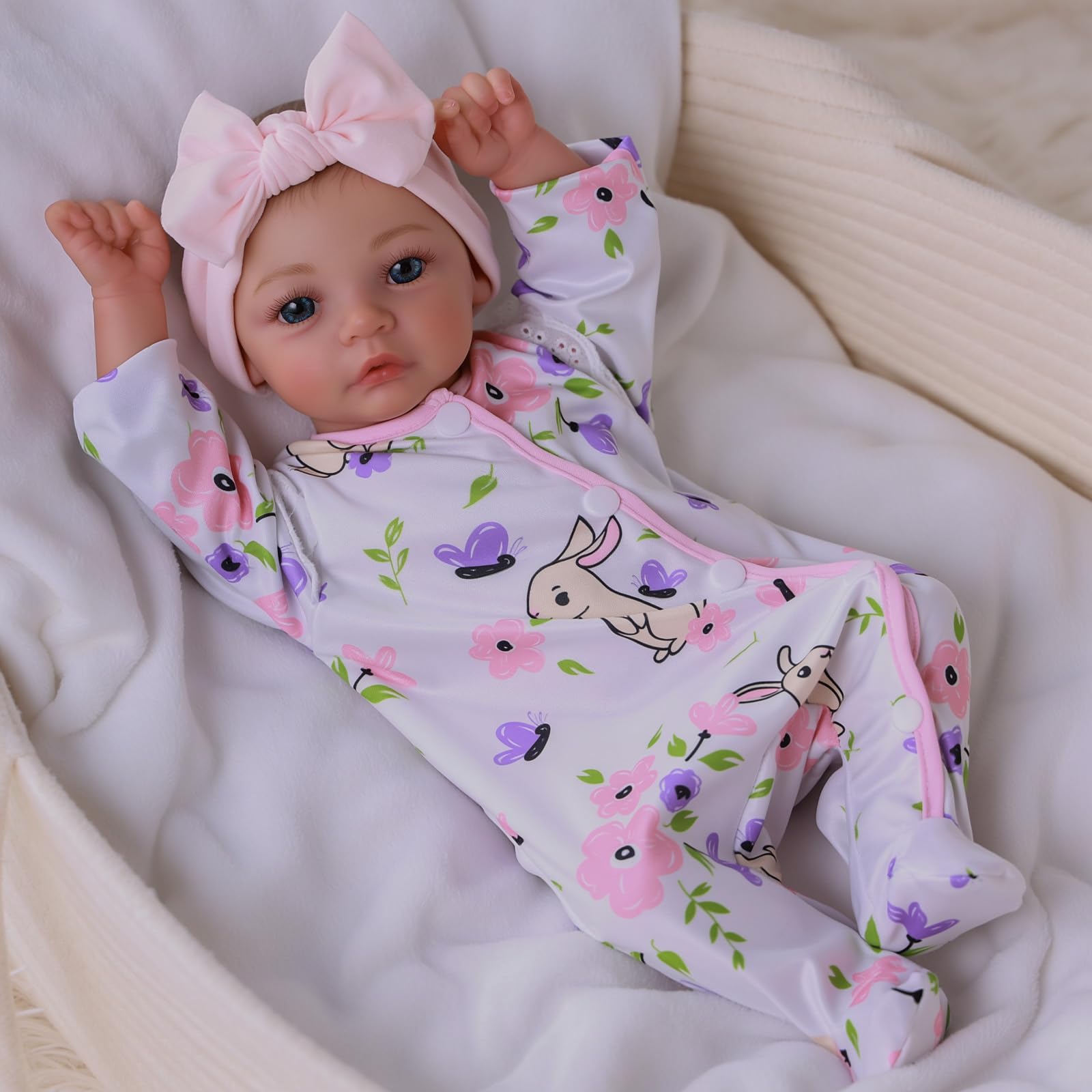 BABESIDE weighted body for authentic baby feel and hugs
