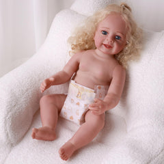 BABESIDE diaper set enhances doll wardrobe with ready-to-use accessories.