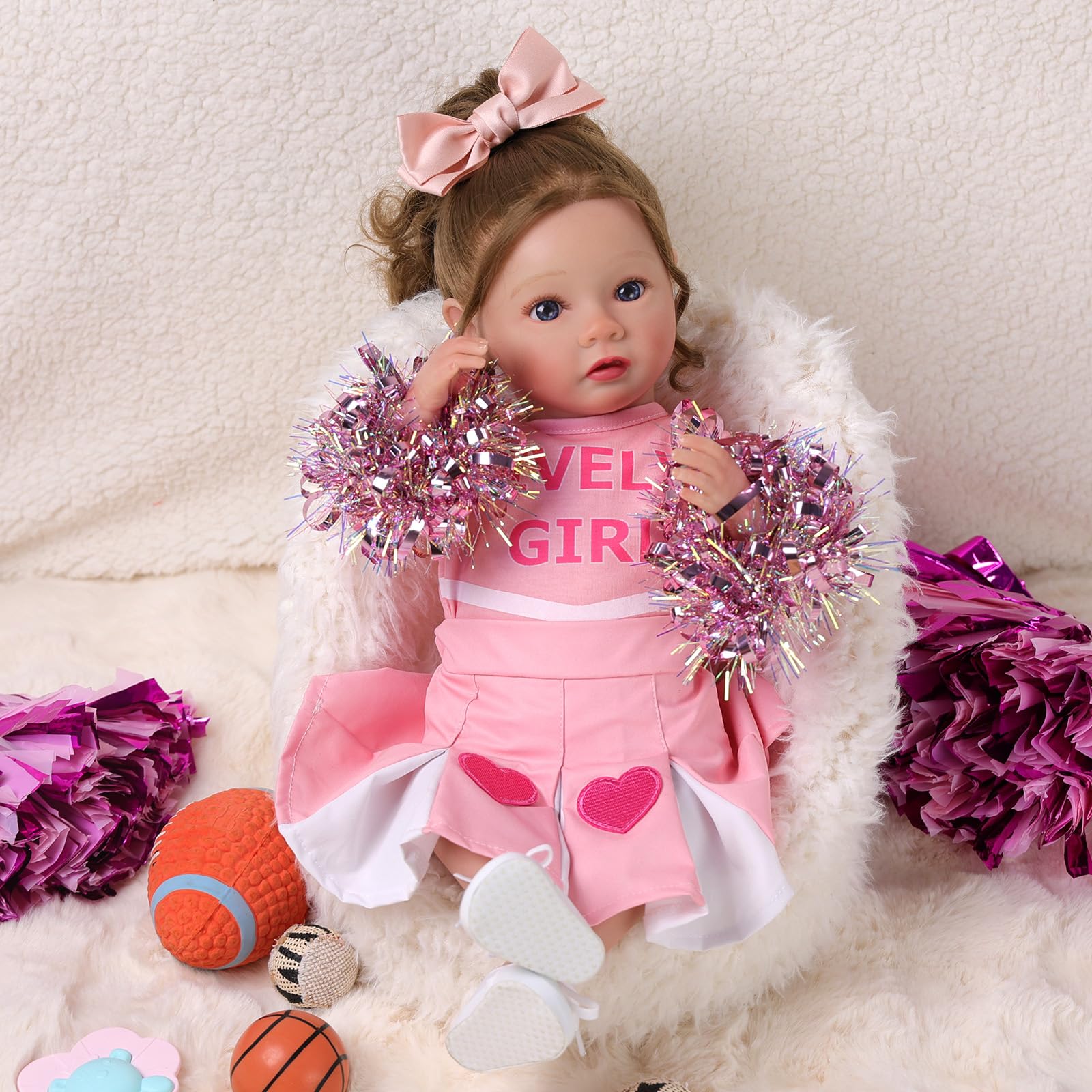 BABESIDE doll styling kit supports creative dress-up moments.