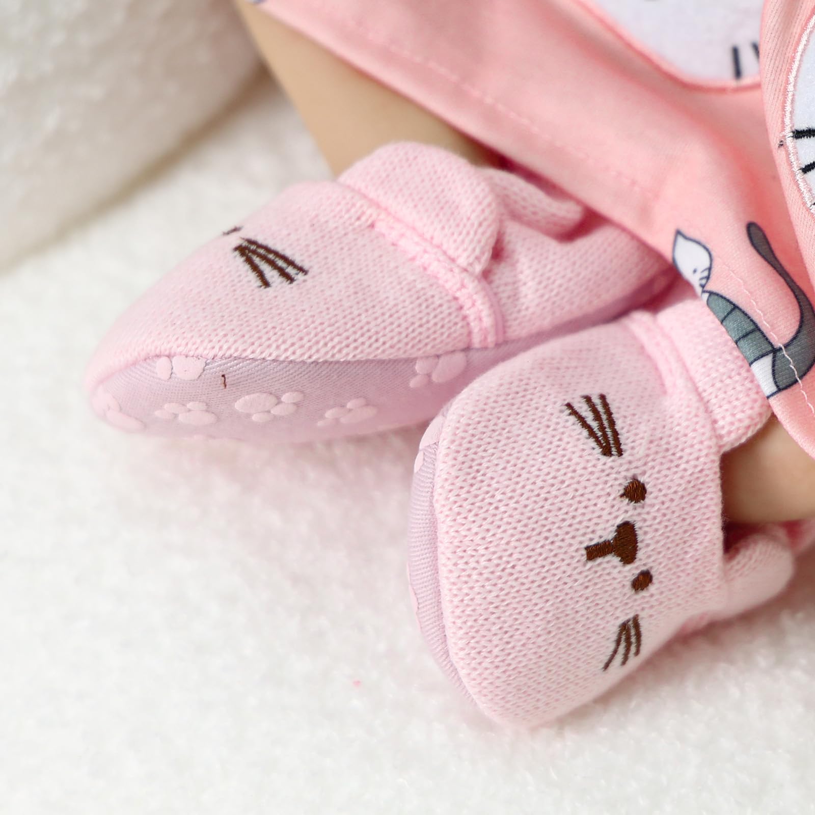 BABESIDE gift-ready packaging for pink doll shoes