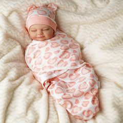 BABESIDE packaging image highlights a ready-to-gift set for doll lovers.