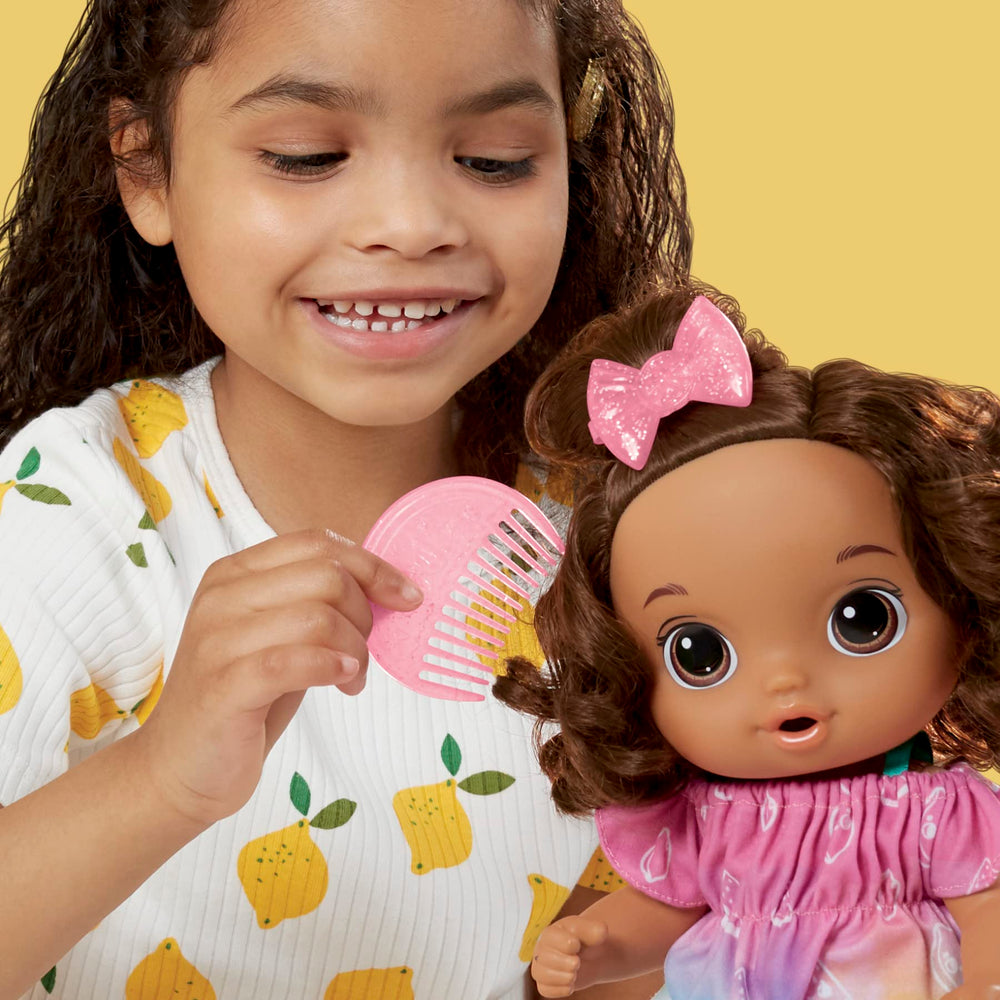 Compact 12-inch Baby Alive Fruity Sips doll for on-the-go play.