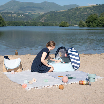 Easy-fold design and carry bag for travel.