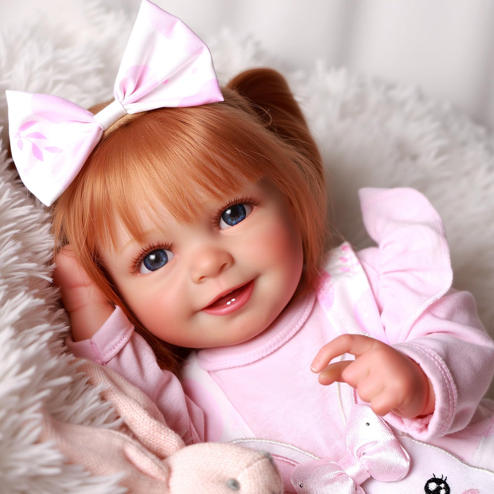 Doreen hair detail and natural texture for realistic styling and gentle brushing