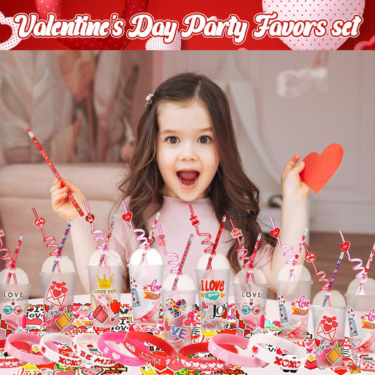 Baderke Valentine’s cups with dome lids perfect for beverages and celebrations.