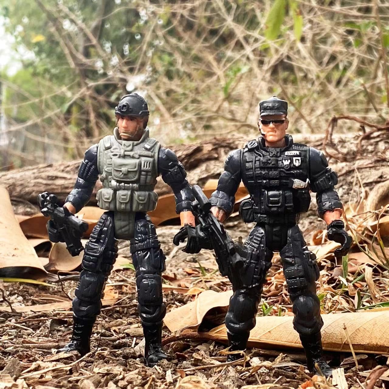 Baimiby army playset used as a birthday gift for young fans ages 3 and up.