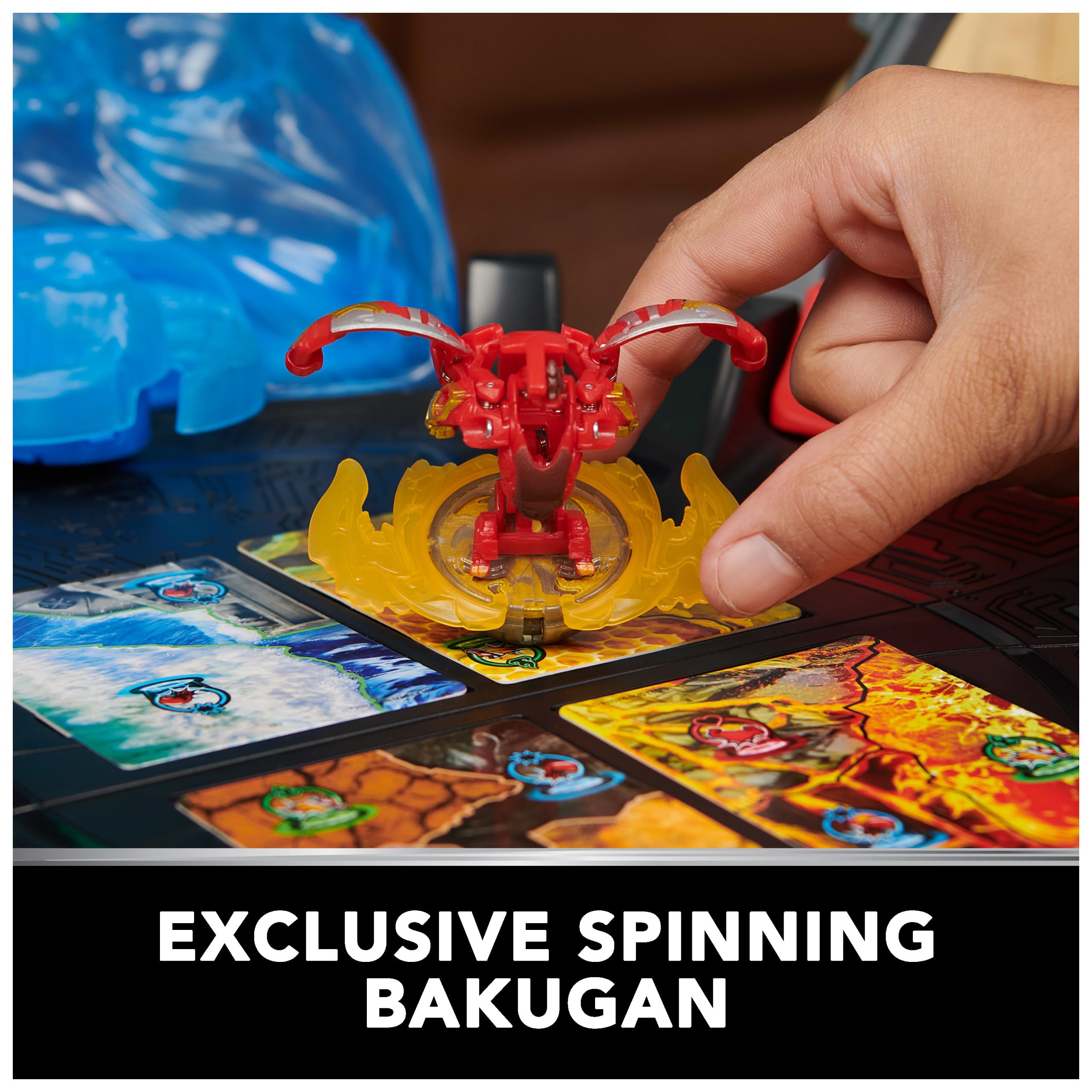 Exclusive Dragonoid spinning action figure included with Bakugan Battle Arena.