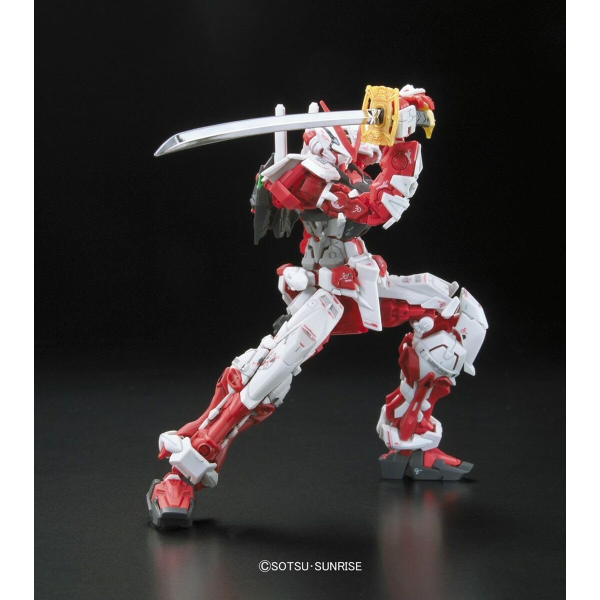 Bandai Hobby RG MBF-P02 Gundam Astray Red Frame Gerbera Straight blade close-up