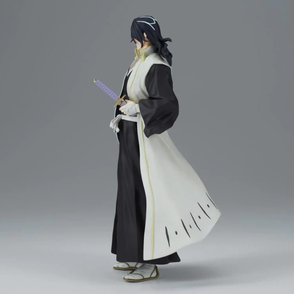 Banpresto Byakuya Kuchiki collection display complements other figures on shelves.