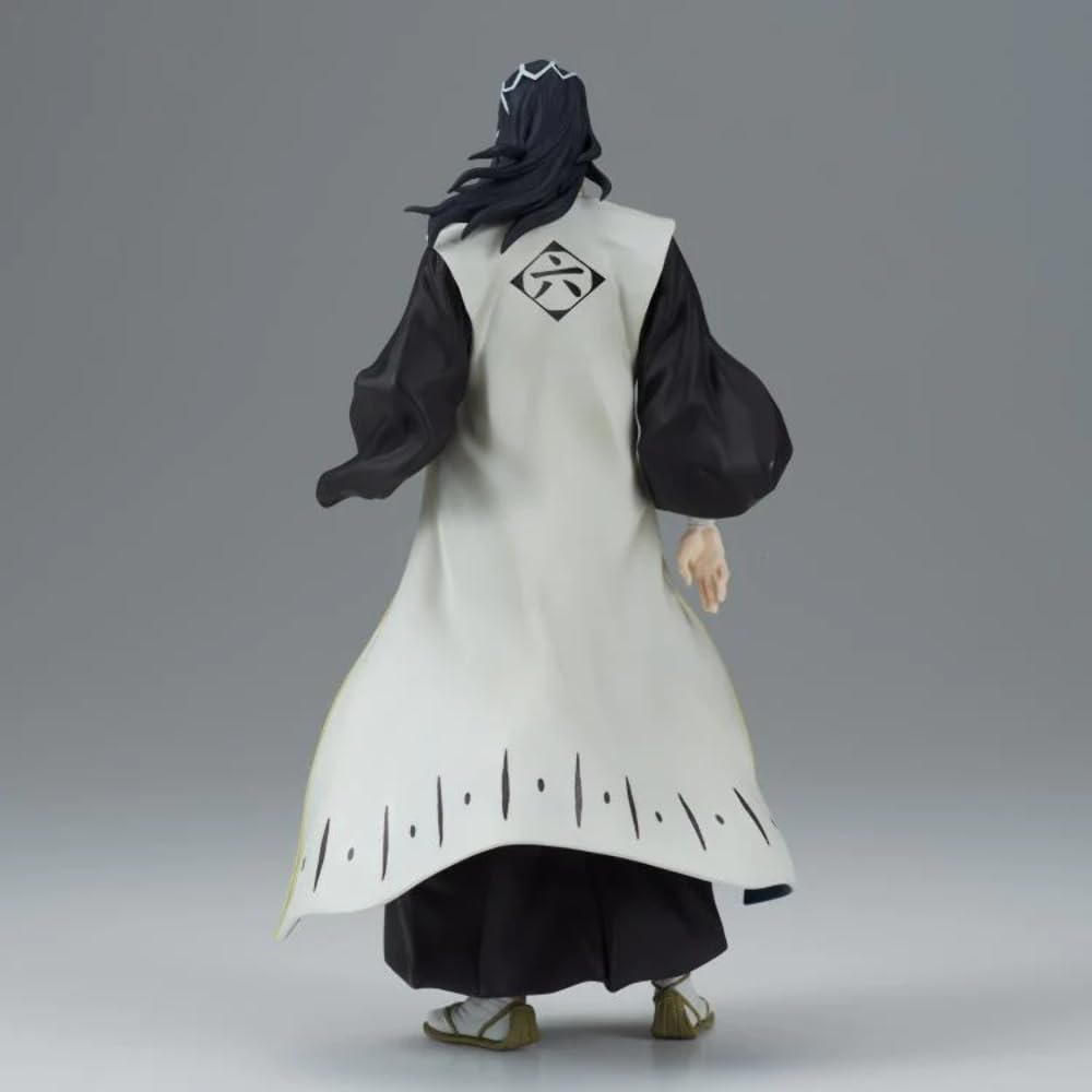 Banpresto Byakuya Kuchiki premium-detail figure adds realism to your display.