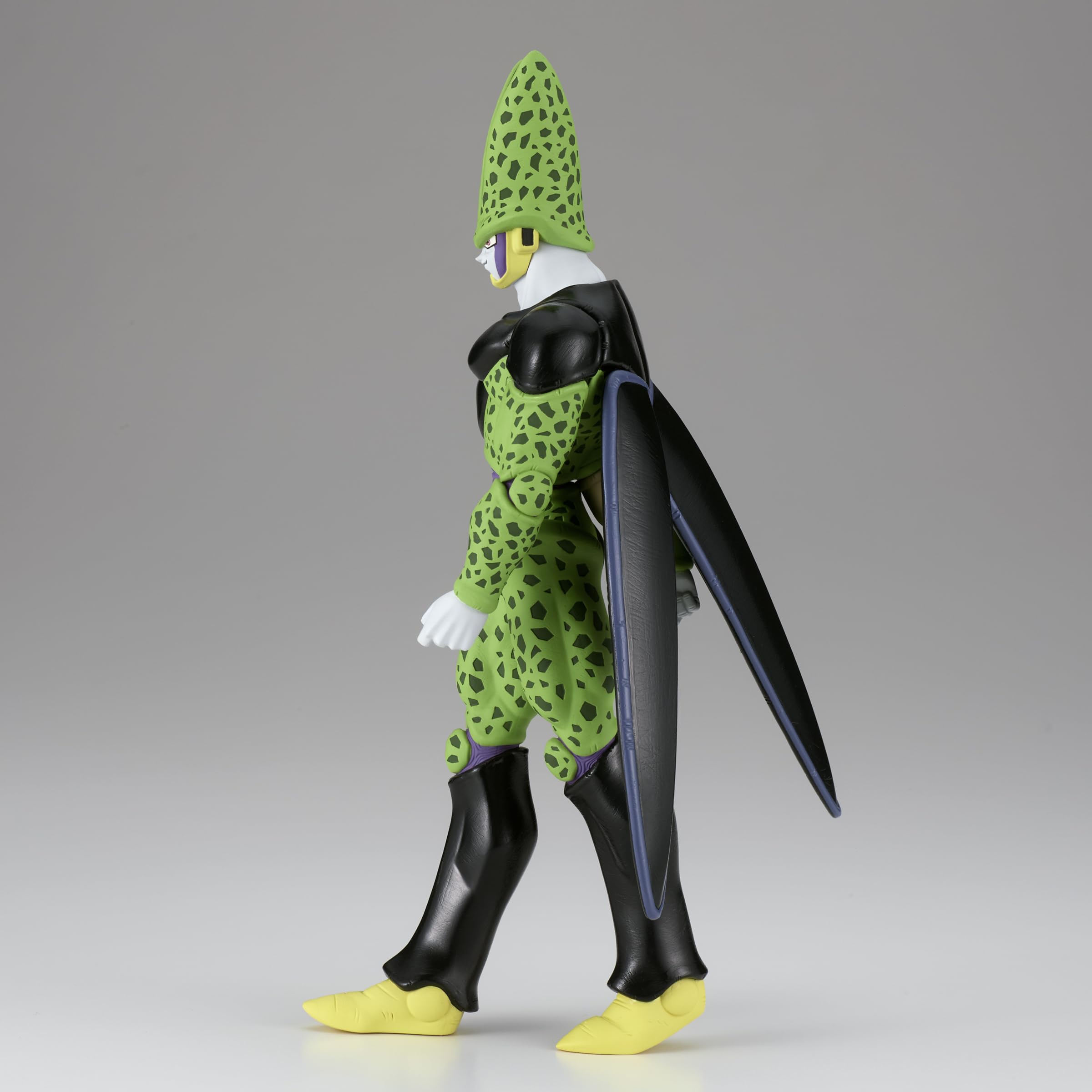 Banpresto Cell Solid Edge Works close-up reveals precise sculpt details for collectors.