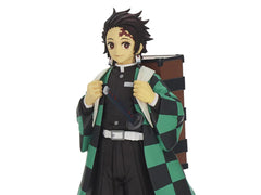 Banpresto Tanjiro side profile figure highlighting detailed sculpt and finish.