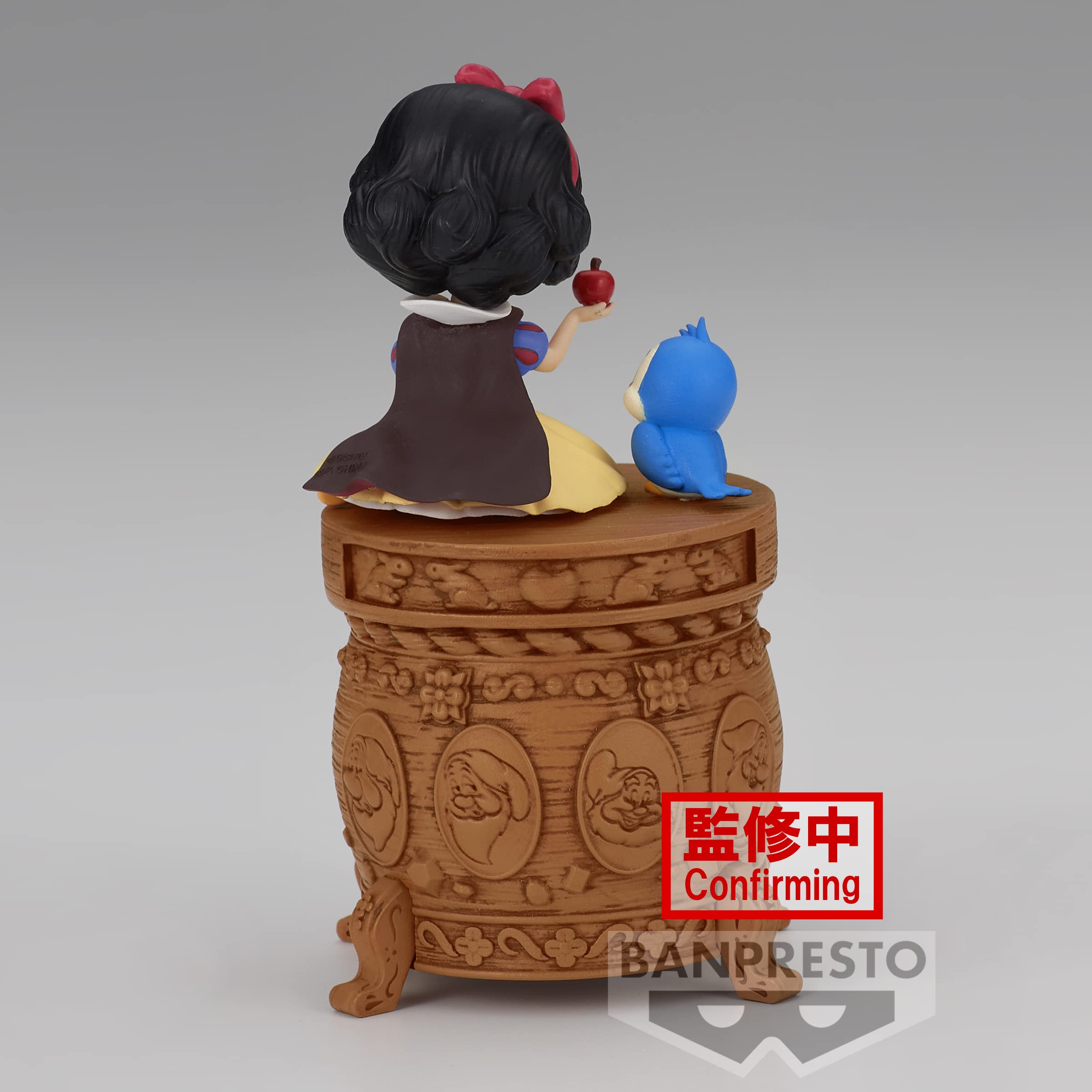 Banpresto Snow White Ver A display scene ideal for collections