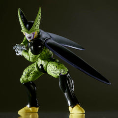 Banpresto Dragon Ball Z Cell vs Gohan figure captures dynamic battle pose