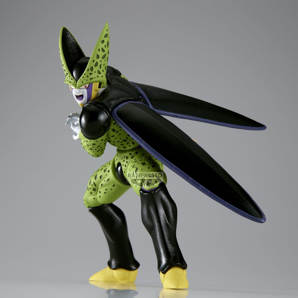 Banpresto Cell vs Gohan figure detail and crisp sculpt for collectors