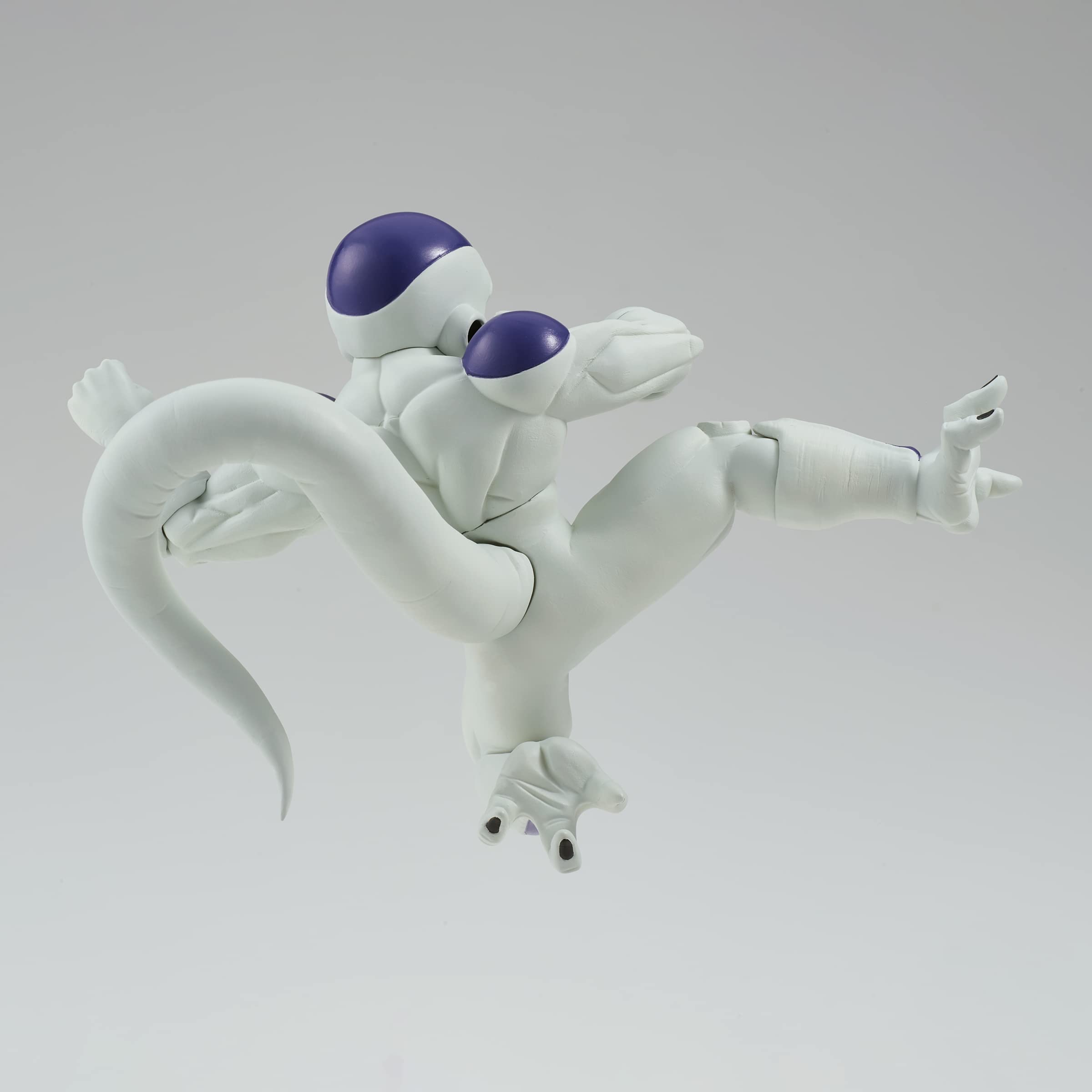 Banpresto Frieza box displays Bandai Namco warning label for authenticity