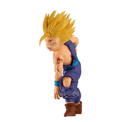 Banpresto Dragon Ball Z Gohan vs Cell figure side view for dynamic shelf display.