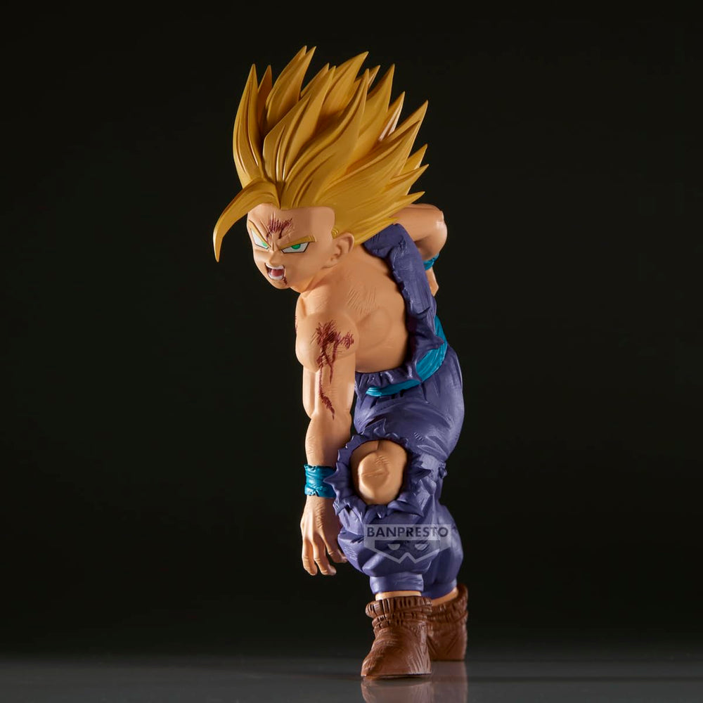 Banpresto Dragon Ball Z Gohan vs Cell figure vivid paintwork for collection.