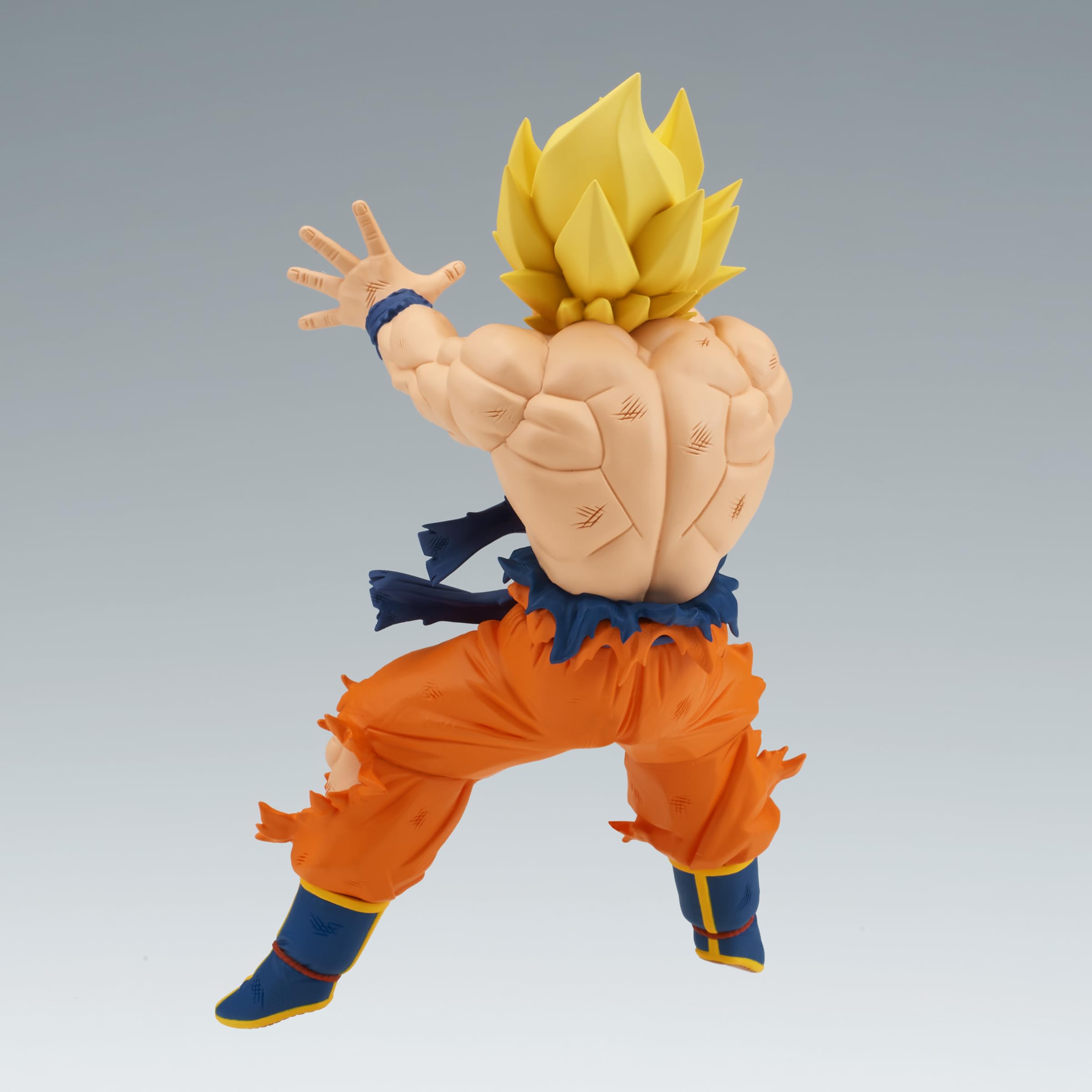 Dynamic sculpt and glossy finish catch the eye from a distance.