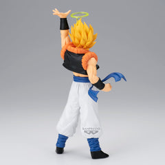 Banpresto Gogeta vs Janemba detailed sculpt emphasizing dynamic musculature.