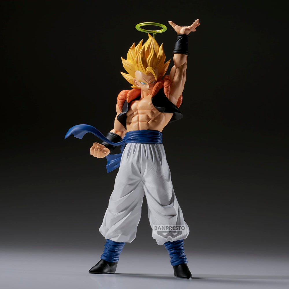 Banpresto Gogeta vs Janemba display-ready setup with other figures.