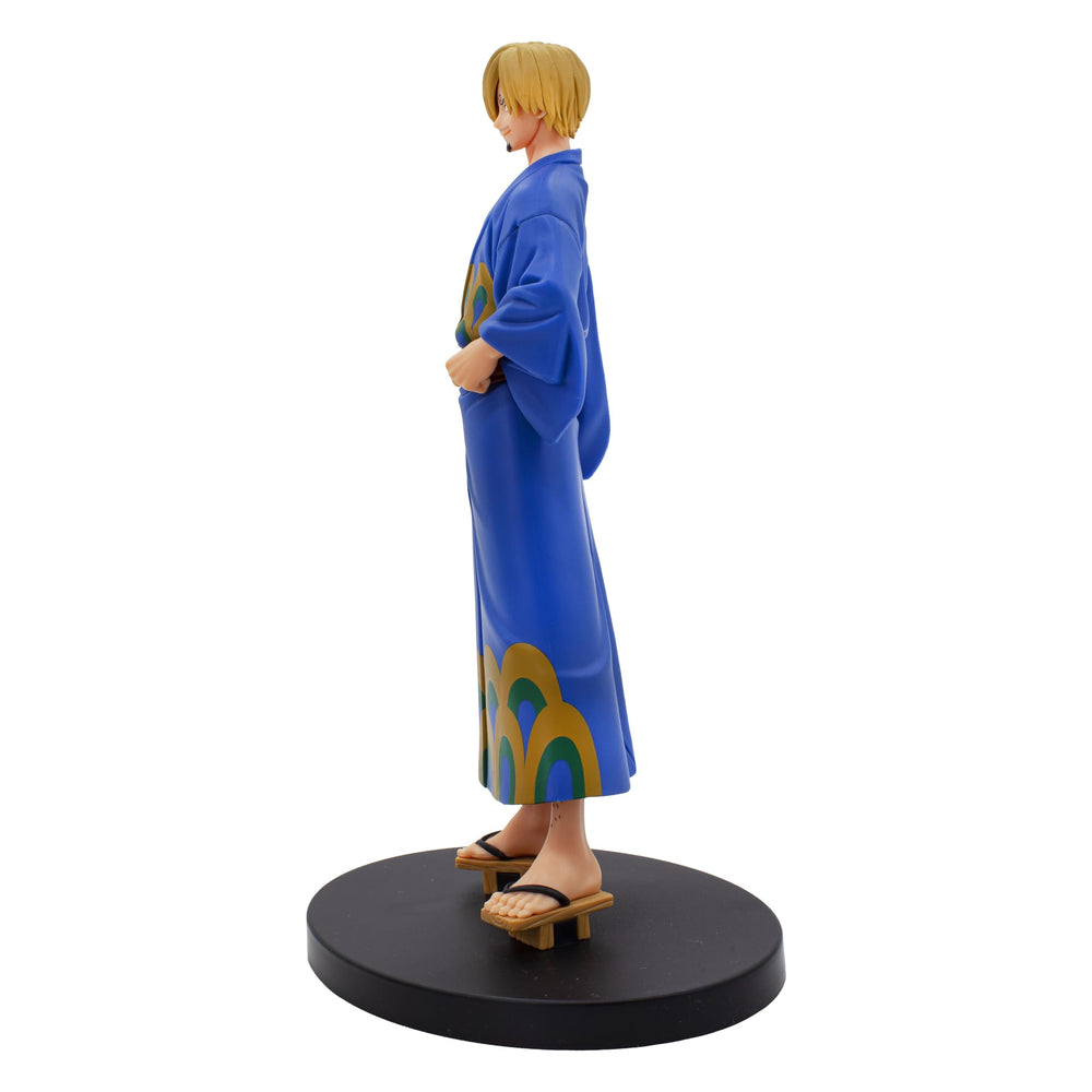 Banpresto Sanji Yukata closeup reveals detail in robe and accessories.