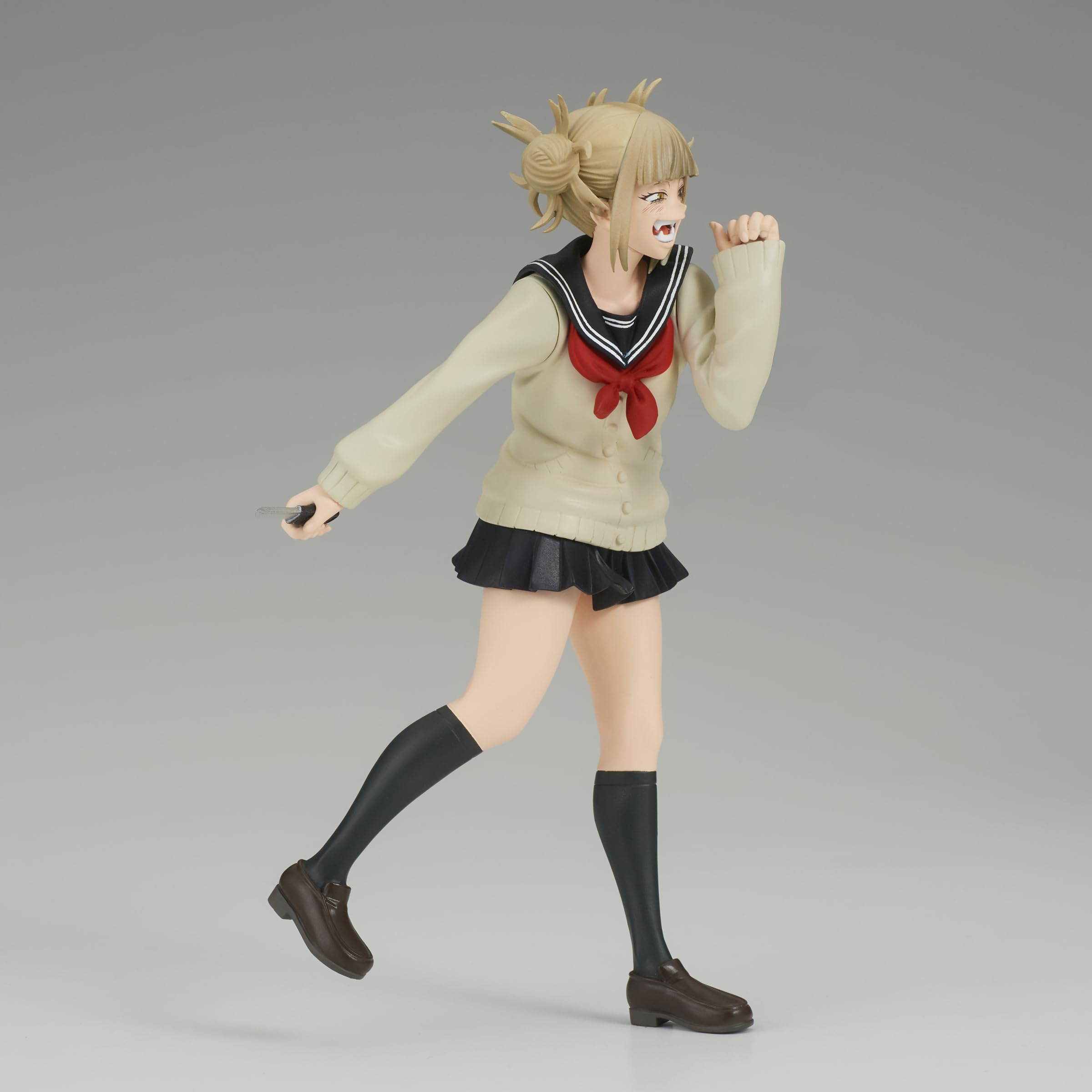 Banpresto Himiko Toga figure articulation details ideal for dynamic poses.