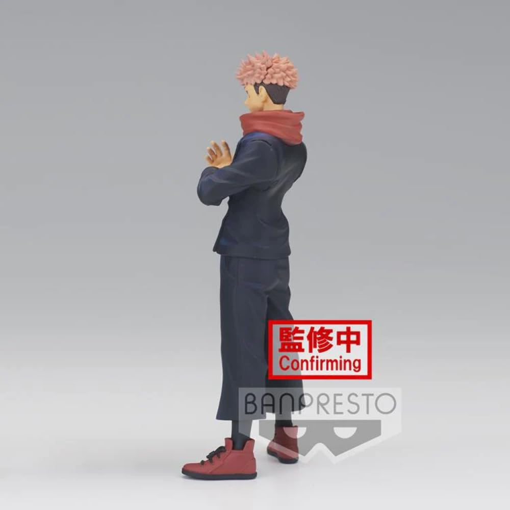 Banpresto Yuji Itadori figure pose supports dynamic shelf display and diorama ideas.