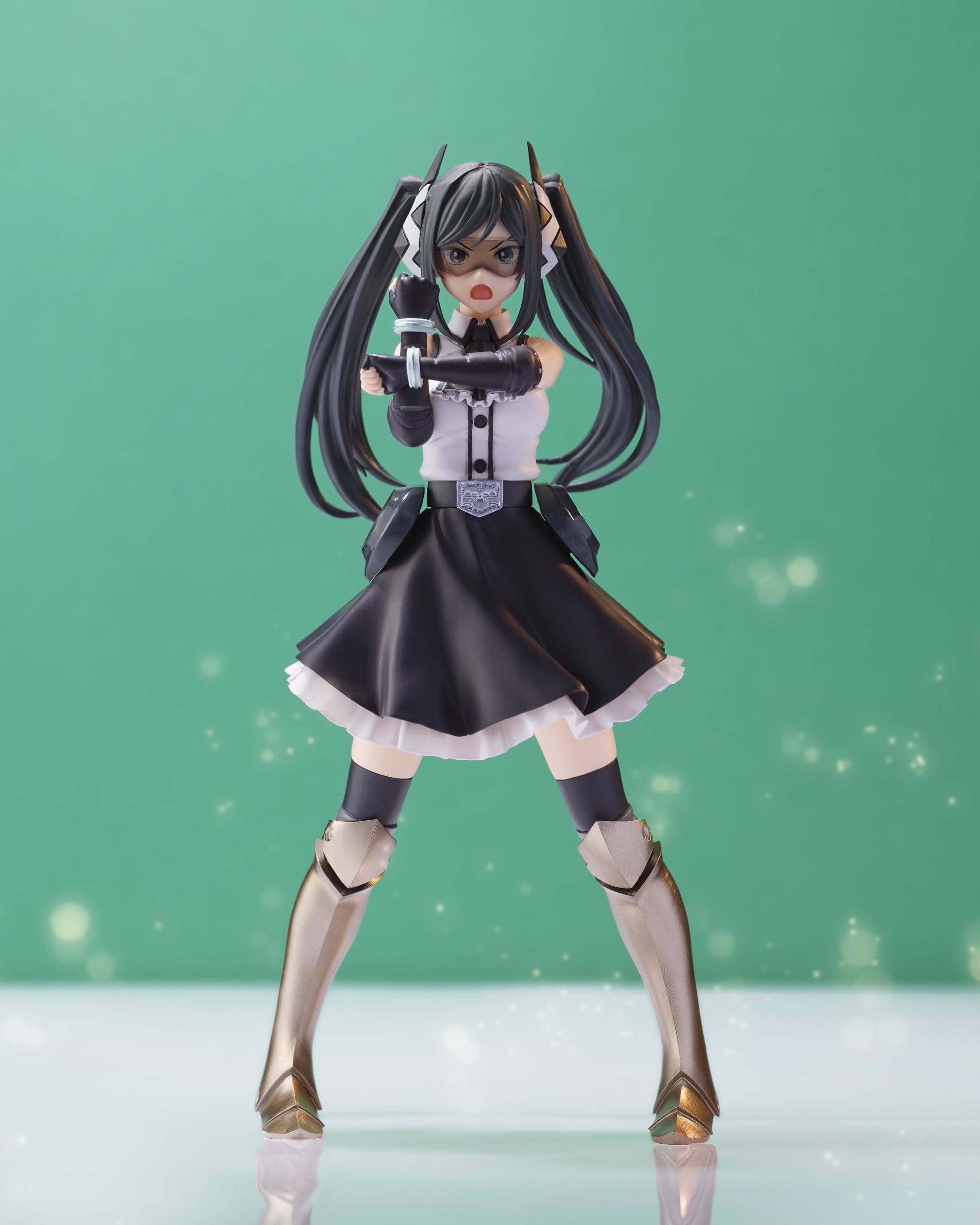 Banpresto Lady Black collection display setup complements other figures.