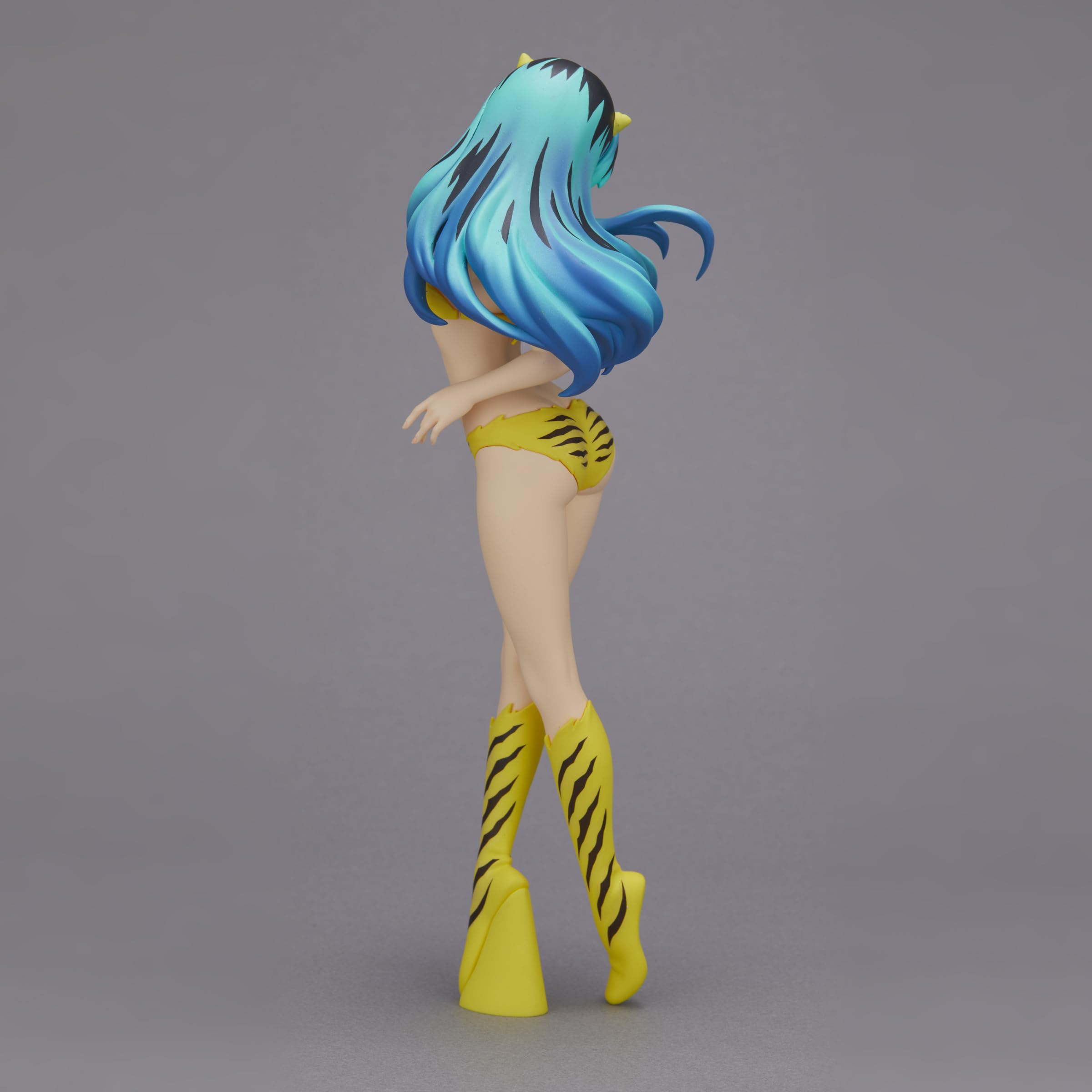 Banpresto Lum Ver A stands 8.7 inches tall for compact displays.