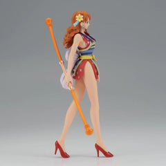 Banpresto One Piece Nami Shukko figure stands securely on a base.