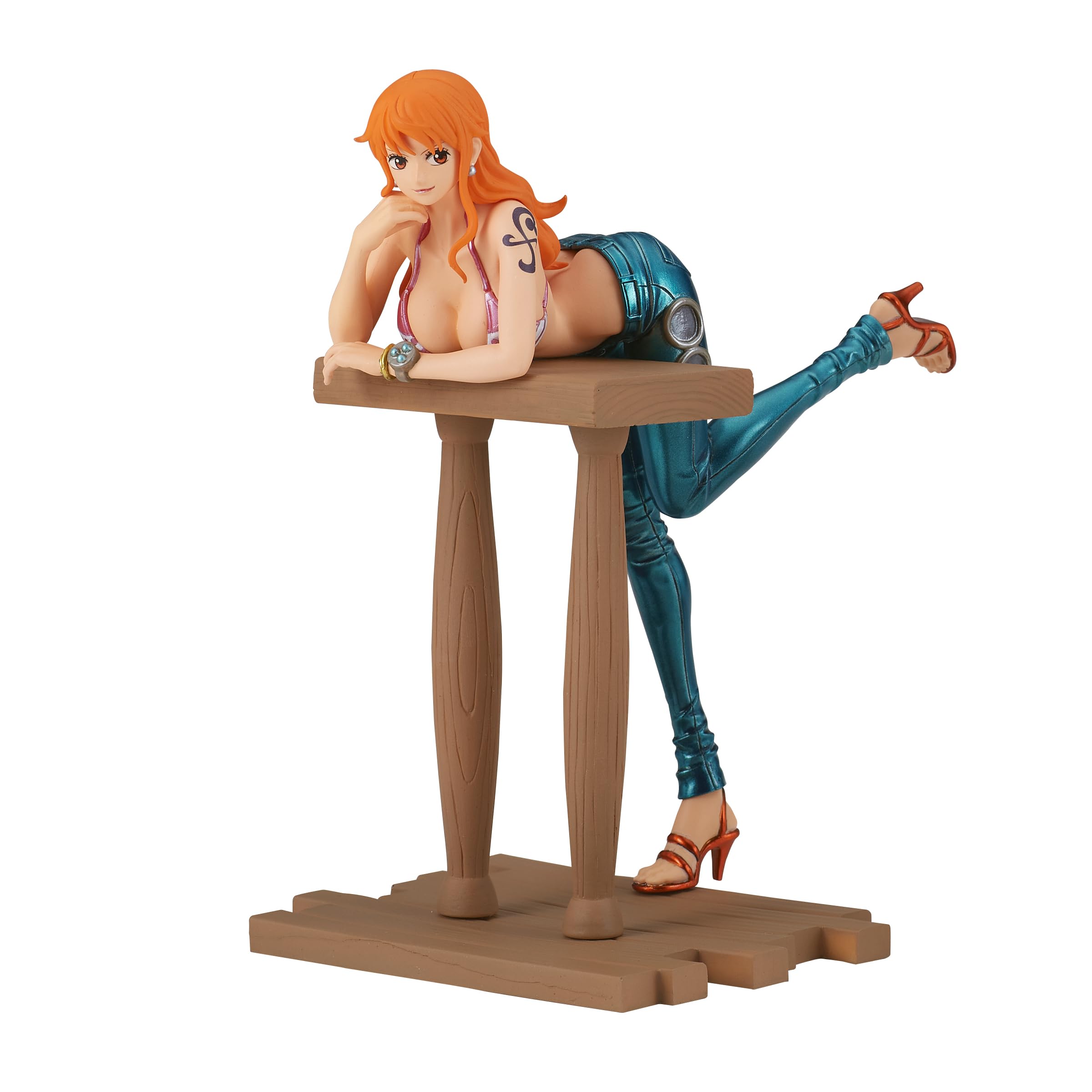 Banpresto Nami Special Ver. A, close-up detailing shows craftsmanship.