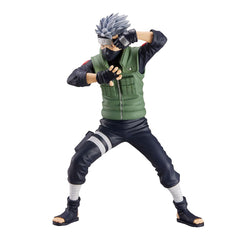 Banpresto Kakashi Grandista figure in iconic pose enhances shelf display.