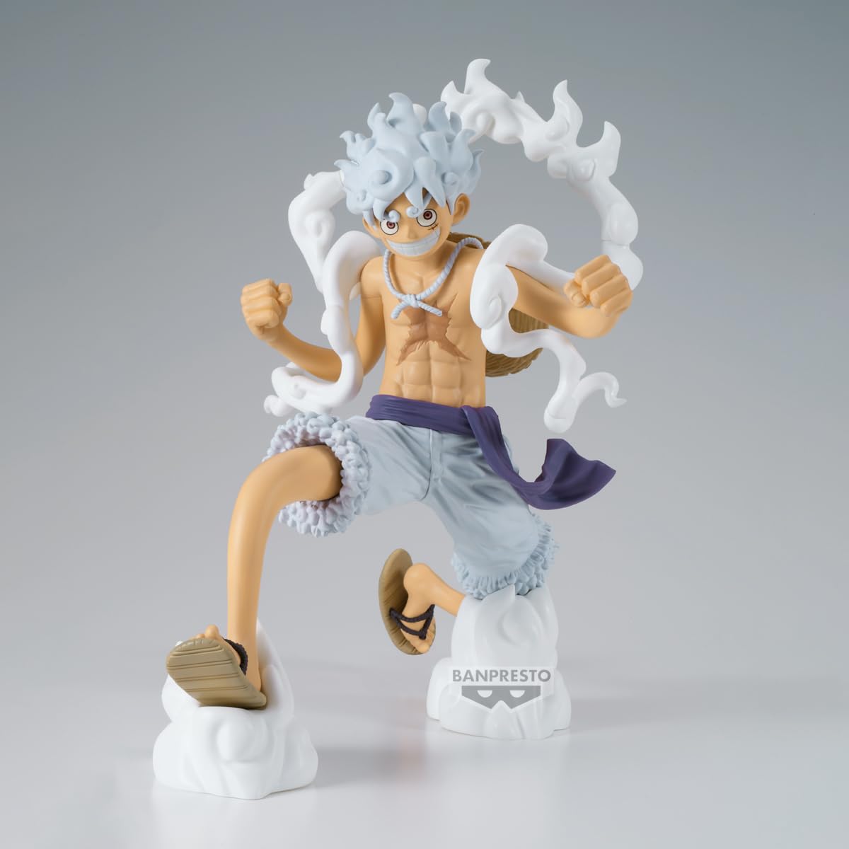 Banpresto Gear 5 Luffy dynamic-pose—enhances action-oriented display setups.