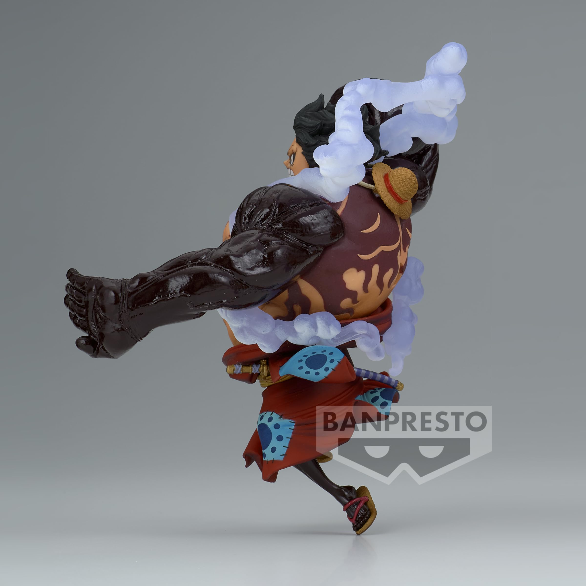 Banpresto One Piece Monkey D. Luffy Special ver. A close head detail adds charm.