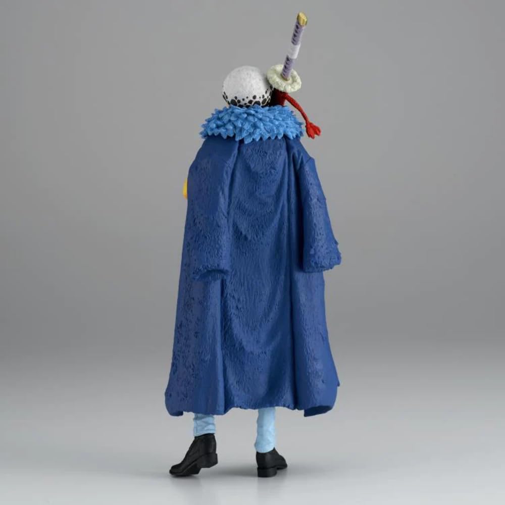 Banpresto Trafalgar Law Wanokuni packaging signifies official licensing for collectors.