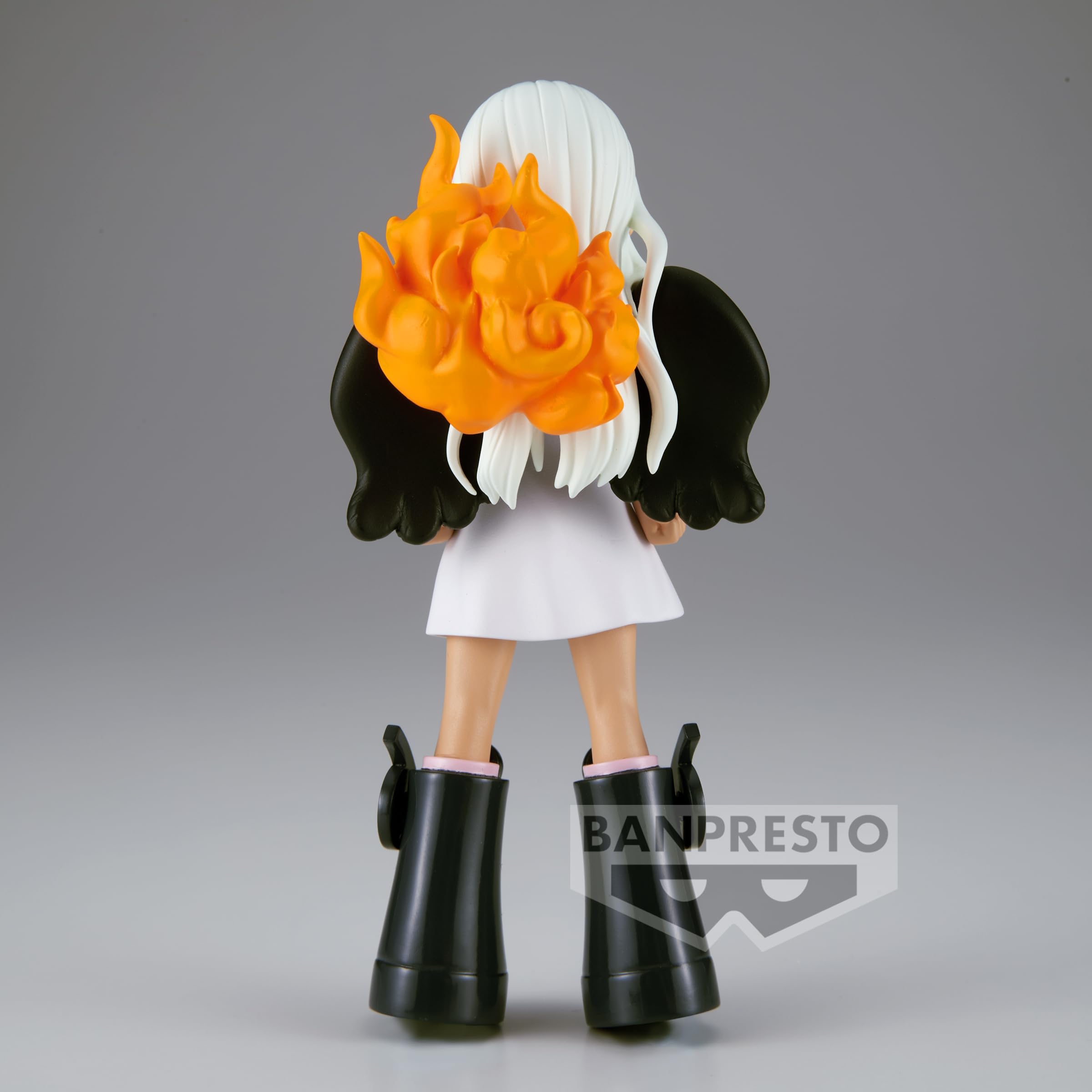 Banpresto S-Snake figure displayed with other Grandline figures.
