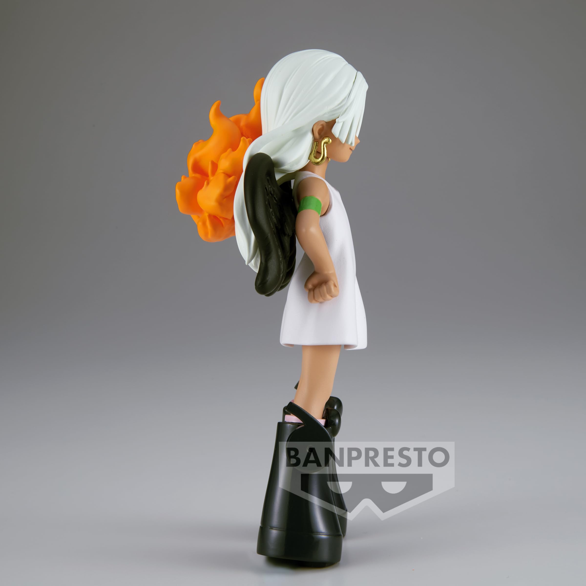 Banpresto S-Snake DXF scale figure on shelf, collectible.