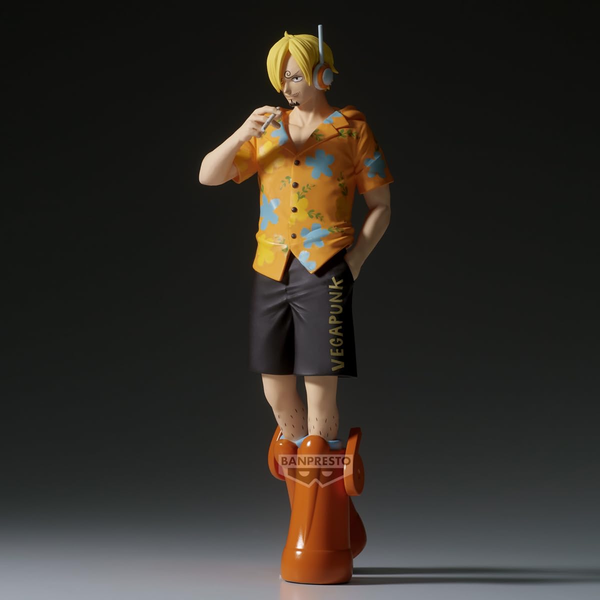 Banpresto Sanji Egghead Shukko figure diorama-ready look.
