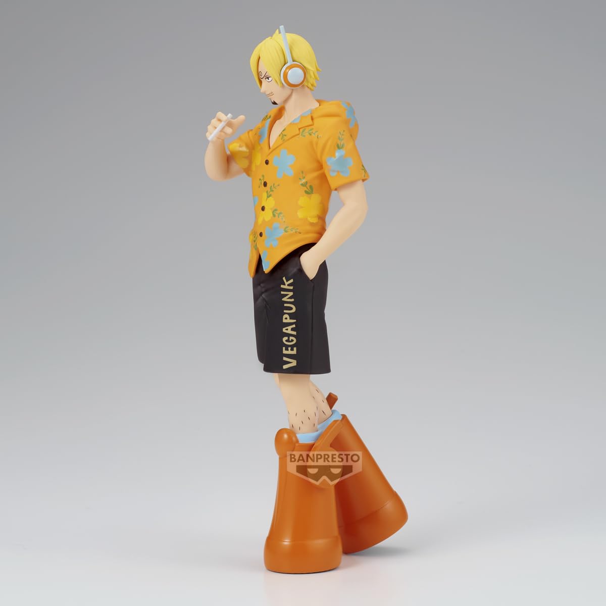 Banpresto Sanji Egghead Shukko figure with official licensing label.