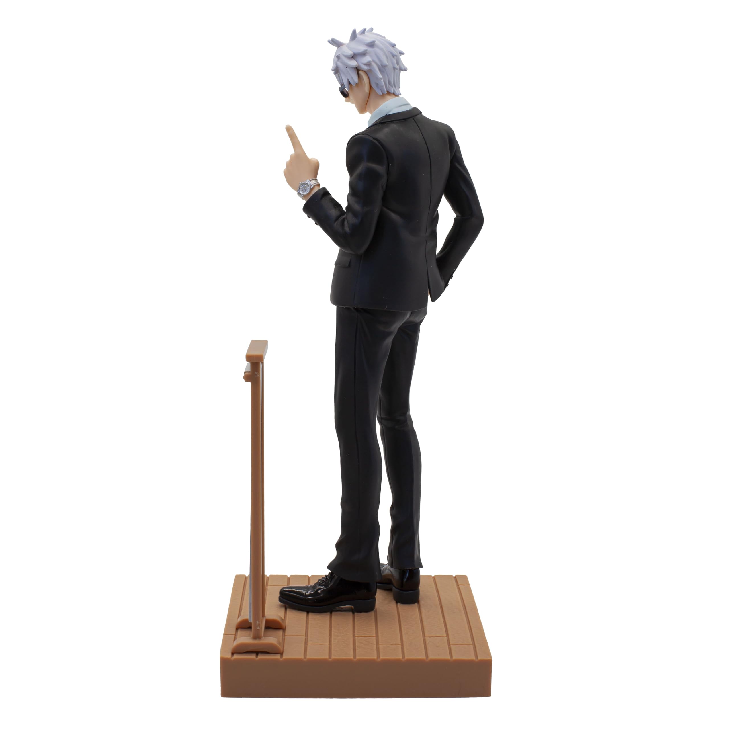 Banpresto Gojo suit ver diorama captures iconic pose for display