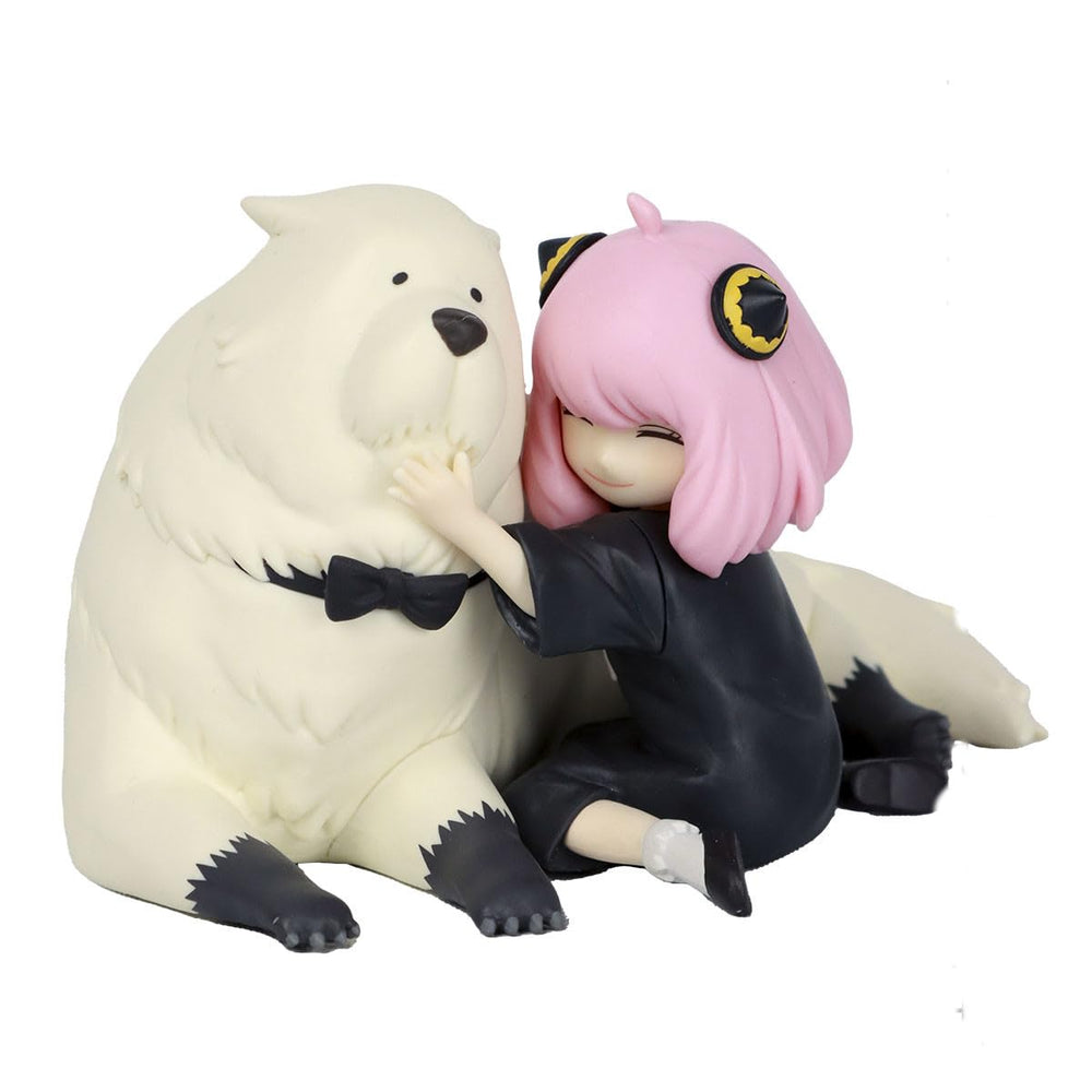 Banpresto Spy x Family Anya Forger and Bond Forger figure in Break Time pose for display decor
