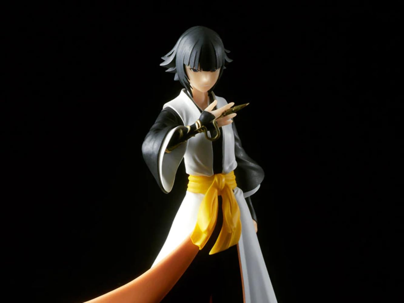 Banpresto Sui-Feng Solid and Souls figure side view for pose