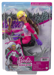 Barbie Careers removable outfit, versatile wardrobe option for storytelling.