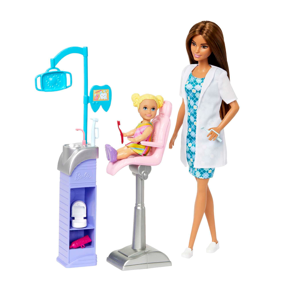 Barbie Careers two-doll set encourages doctor and patient storytelling.