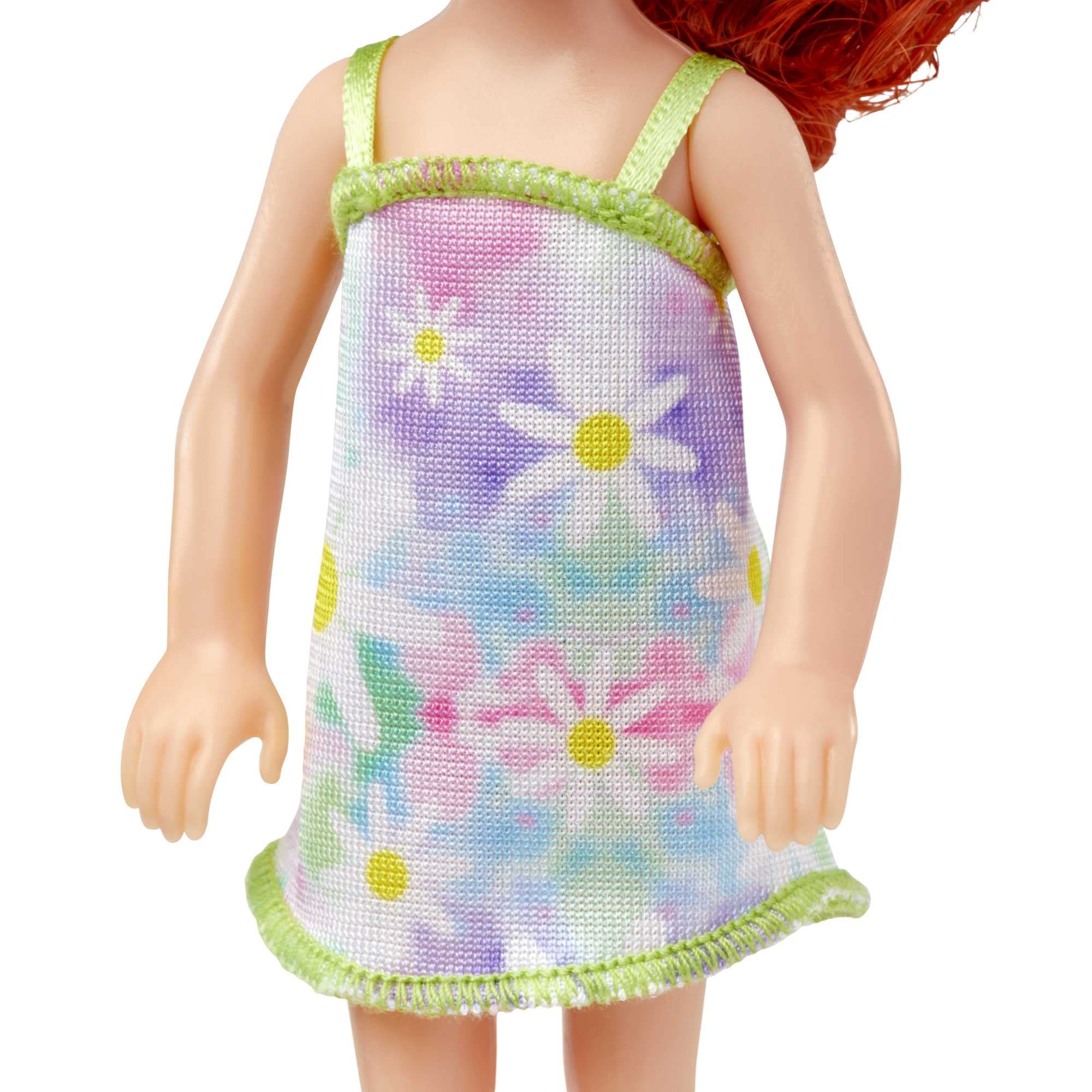 Removable fashion pieces for dress-up fun with Barbie Chelsea doll.