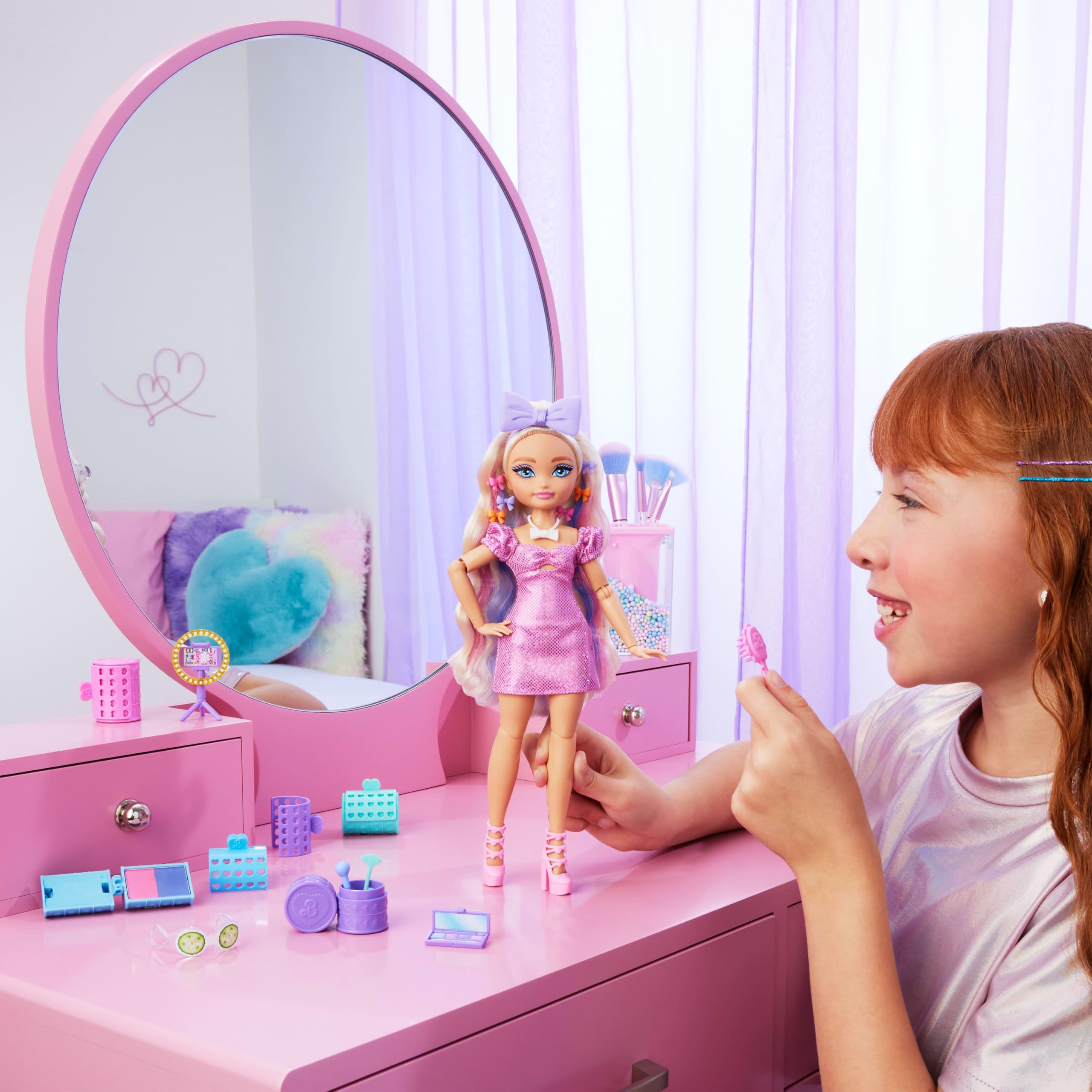 Barbie Malibu hair curlers reveal surprises for creative styling.